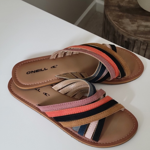 O'Neill strappy sandals size 7. - Picture 2 of 3